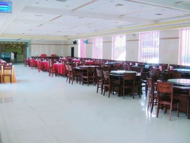 Imagen del bar/restaurante del Hotel Liyang Huamei Hotel. Foto 4