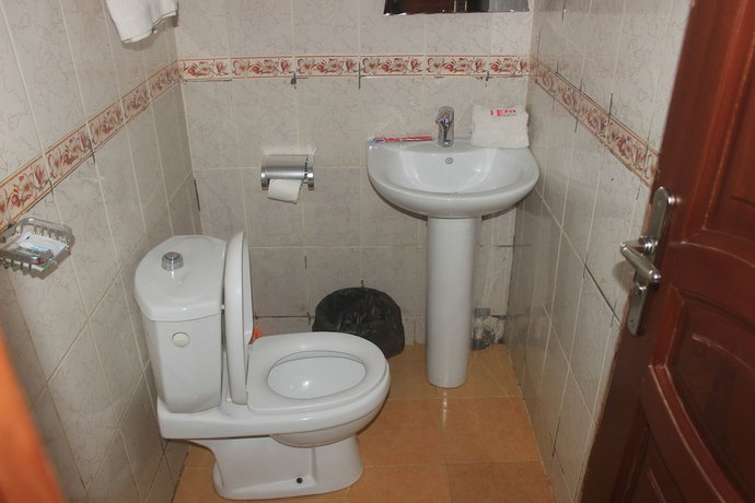 Imagen de la habitación del Hotel Liza H&ocirc;tel. Foto 3