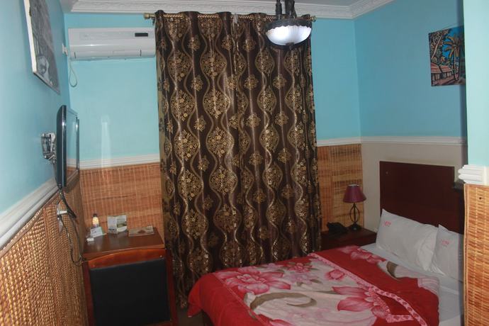 Imagen de la habitación del Hotel Liza H&ocirc;tel. Foto 5