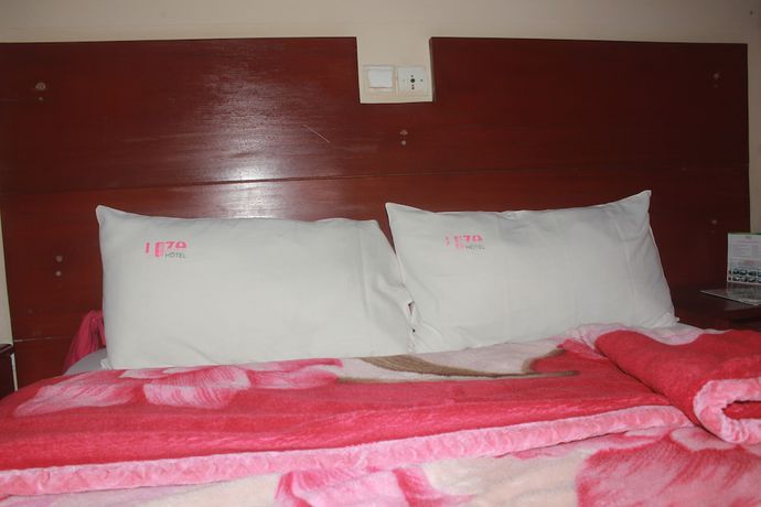 Imagen de la habitación del Hotel Liza H&ocirc;tel. Foto 14