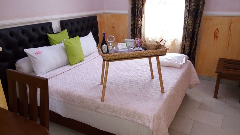 Imagen de la habitación del Hotel Liza H&ocirc;tel. Foto 18