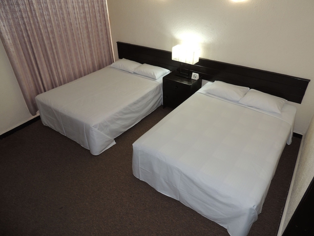 Imagen de la habitación del Hotel Lizbeth. Foto 5