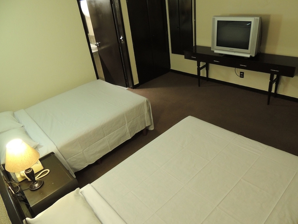 Imagen de la habitación del Hotel Lizbeth. Foto 10