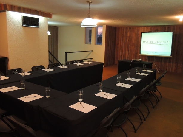 Imagen de los interiores del Hotel Lizbeth. Foto 18