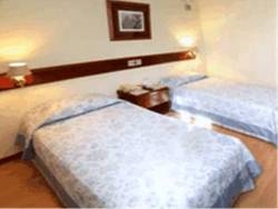 Imagen de la habitación del Hotel Lizon Curitiba. Foto 2