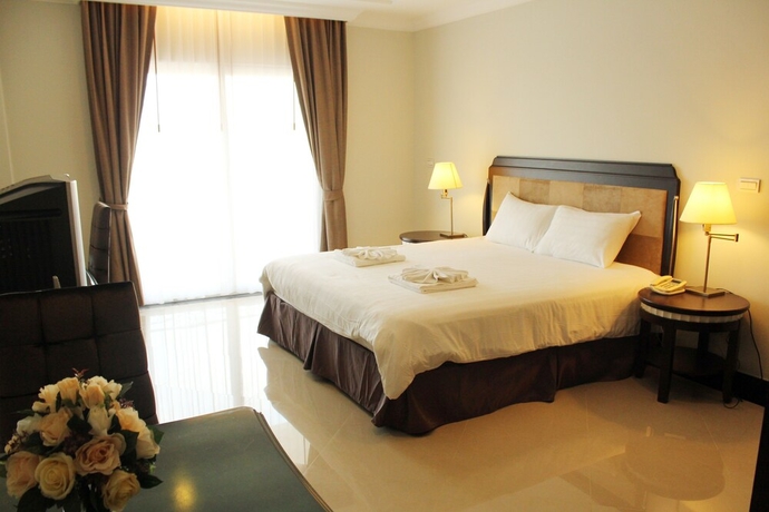 Imagen de la habitación del Hotel Lk Crystal Place. Foto 4