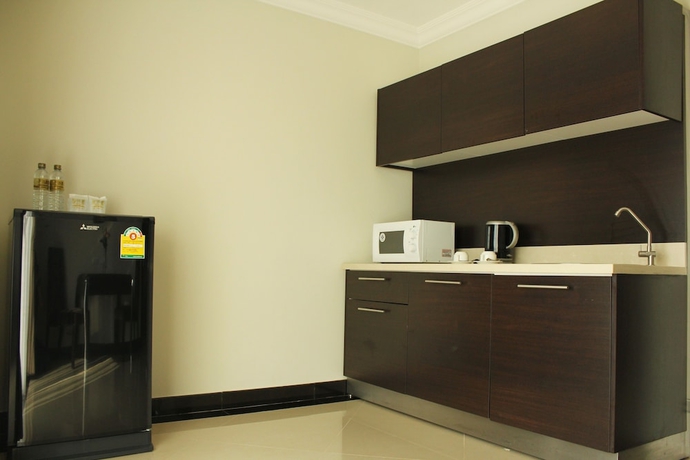 Imagen de la habitación del Hotel Lk Crystal Place. Foto 6