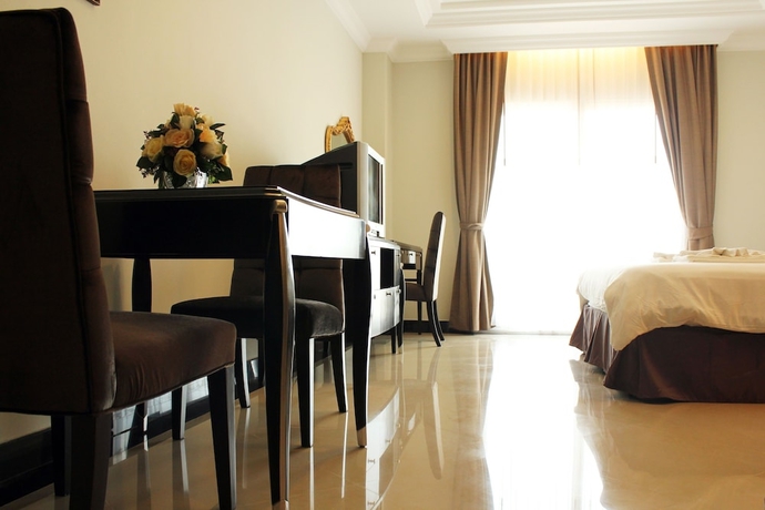 Imagen de la habitación del Hotel Lk Crystal Place. Foto 10