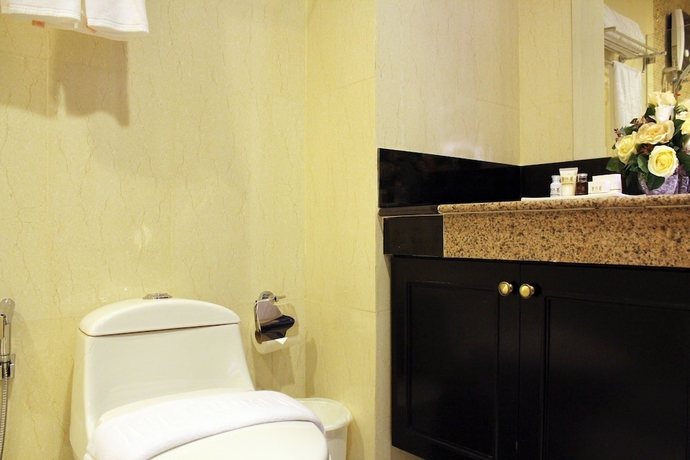 Imagen de la habitación del Hotel Lk Crystal Place. Foto 15