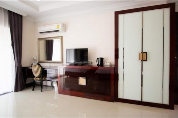 Imagen de la habitación del Hotel Lk Majestic Villa. Foto 10