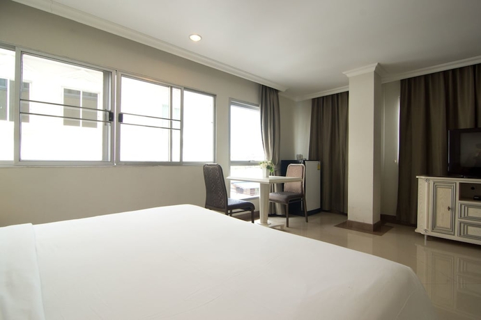 Imagen de la habitación del Hotel Lk Mansion. Foto 14