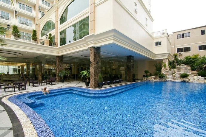 Imagen general del Hotel Lk Miracle Suite. Foto 10