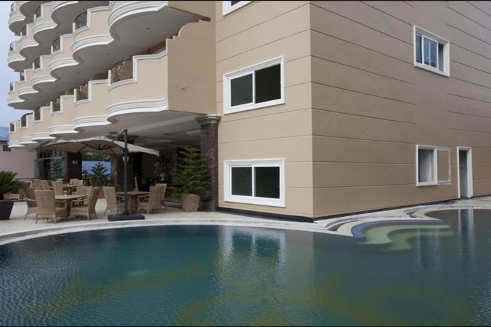Imagen de los exteriores del Hotel Lk Noble Suite. Foto 12