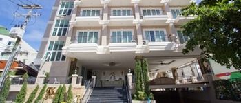 Imagen de los interiores del Hotel Lk Premier. Foto 16
