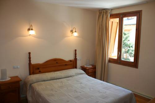 Imagen de la habitación del Hotel Llacs De Cardos. Foto 5