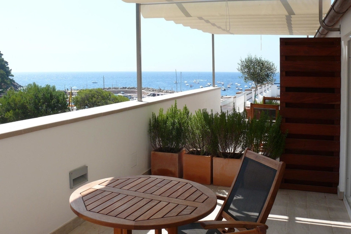 Imagen de la habitación del Hotel Llafranch. Foto 14