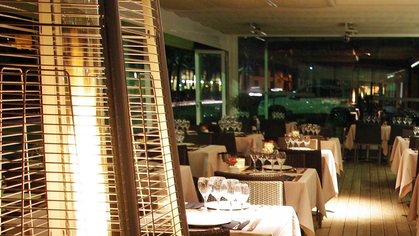 Imagen del bar/restaurante del Hotel Llafranch. Foto 12