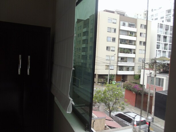 Imagen de la habitación del Hotel Llama Brothers. Foto 14