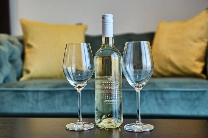 Imagen de la habitación del Hotel Llanerch Vineyard. Foto 5