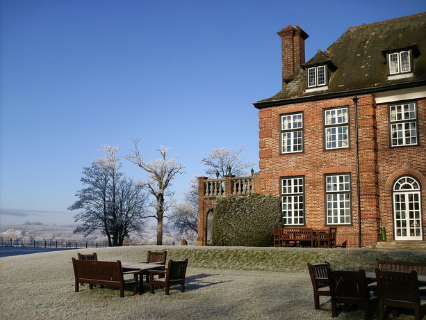Imagen del bar/restaurante del Hotel Llansantffraed Court. Foto 4