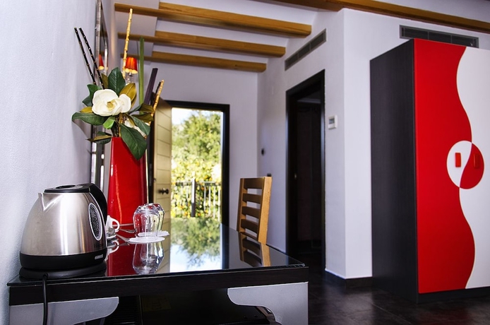 Imagen de la habitación del Hotel Llar La Morena. Foto 13