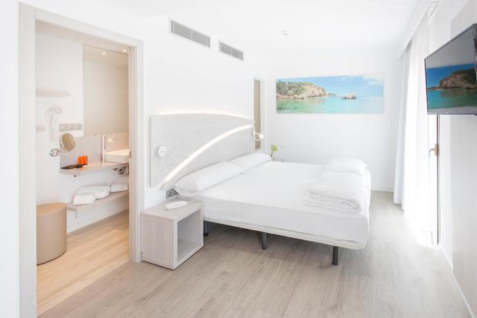 Imagen de la habitación del Hotel Llaut Boutique. Foto 6