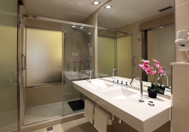 Imagen de la habitación del Hotel Lleó. Foto 9