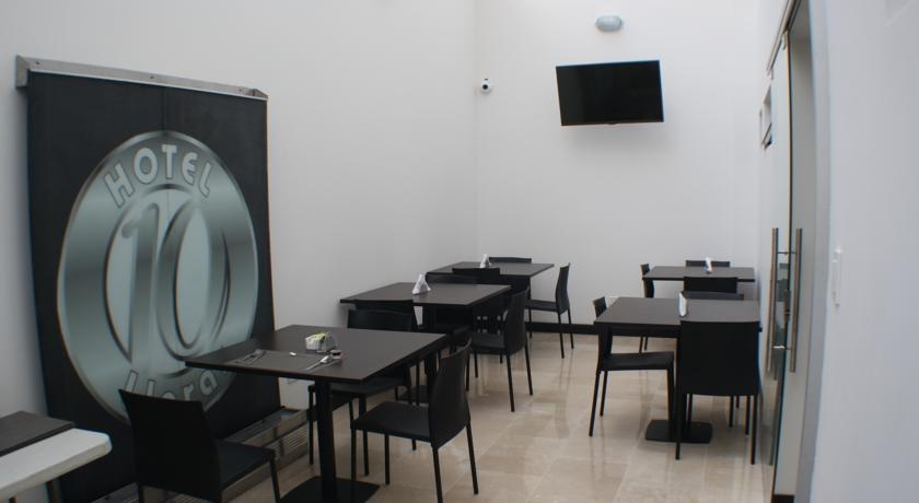 Imagen del bar/restaurante del Hotel Lleras 10. Foto 2