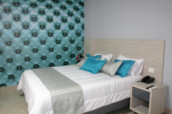 Imagen de la habitación del Hotel Lleras Express. Foto 15