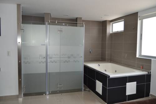 Imagen de la habitación del Hotel Lleras Green. Foto 2