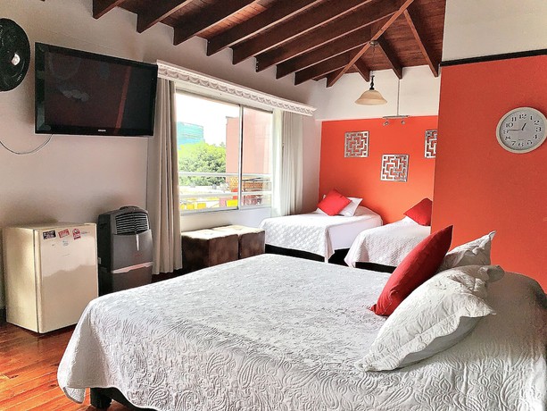 Imagen de la habitación del Hotel Lleras Premium. Foto 2