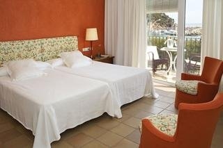 Imagen de la habitación del Hotel Llevant, Llafranc. Foto 1