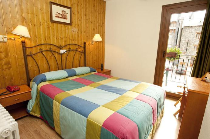 Imagen de la habitación del Hotel Llibrada. Foto 3