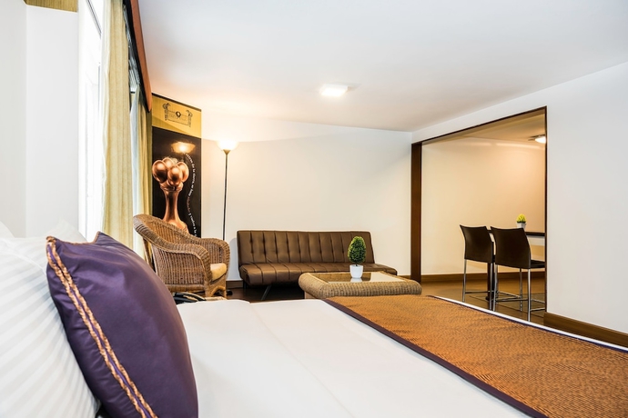 Imagen de la habitación del Hotel Lloyd's Apartasuites Parque 93. Foto 12