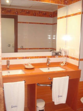 Imagen general del Hotel Lluna. Foto 6