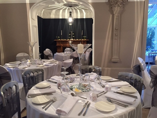 Imagen del bar/restaurante del Hotel Llwyn Country House. Foto 5