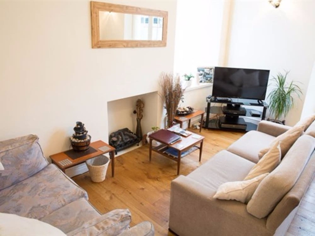 Imagen de la habitación del Hotel Llwyn Onn Guest House. Foto 10