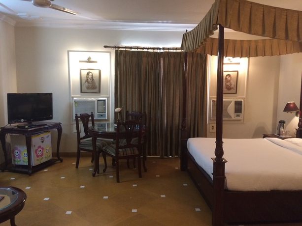 Imagen de la habitación del Hotel Lmb. Foto 9