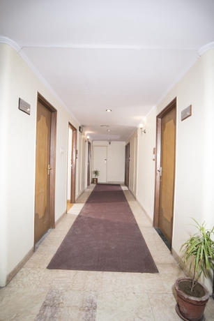Imagen de los interiores del Hotel Lmb. Foto 17