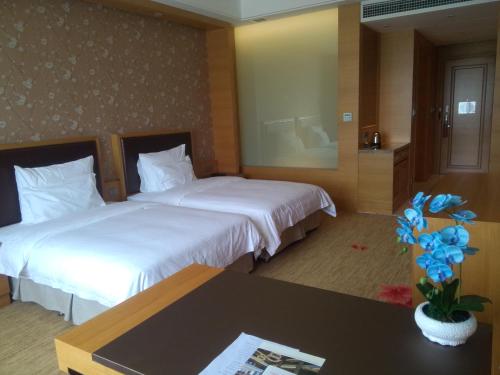 Imagen general del Hotel Ln Dongfang Resort. Foto 1