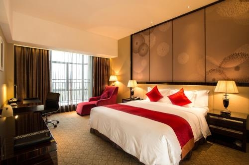 Imagen de la habitación del Hotel Ln Dongfang, Sihui. Foto 9