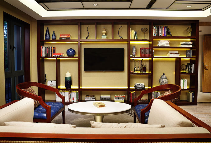 Imagen de la habitación del Hotel Ln Five. Foto 8