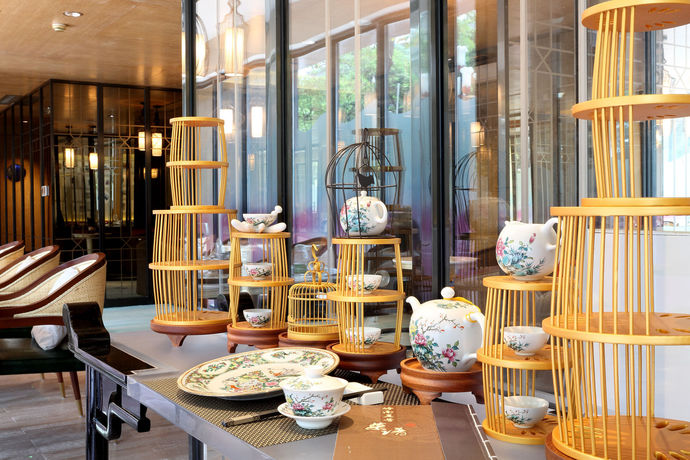 Imagen del bar/restaurante del Hotel Ln Five. Foto 6