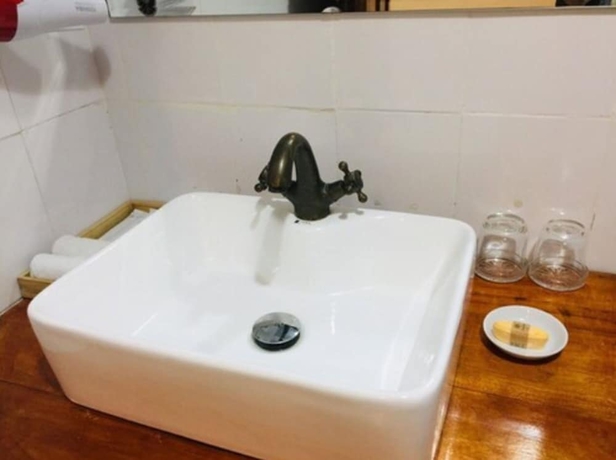 Imagen de la habitación del Hotel Lăng Cô Beach Resort. Foto 8