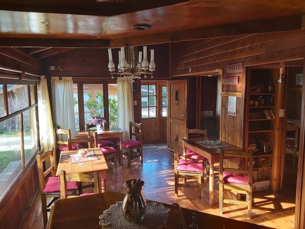 Imagen del bar/restaurante del Hotel Lo De Jaume Cabañas Y Bungalows. Foto 4