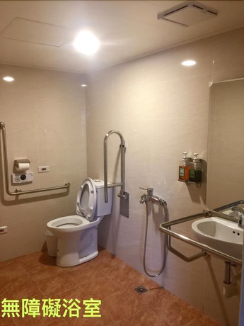 Imagen de la habitación del Hotel Lo Fo Hotel. Foto 10