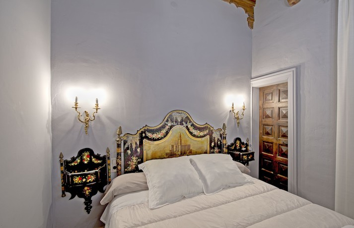 Imagen de la habitación del Hotel Lo Palauet de la Muralla. Foto 3