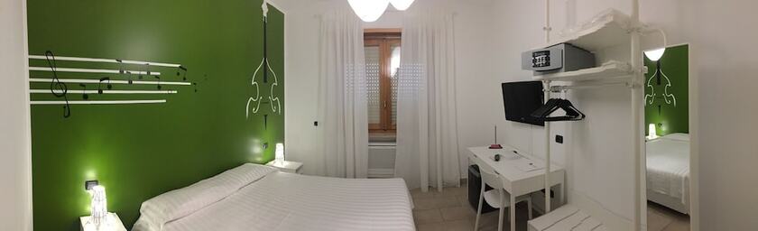 Imagen de la habitación del Hotel Lo Scoiattolo, Scaravaglio. Foto 15