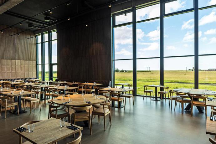 Imagen del bar/restaurante del Hotel Loa. Foto 2