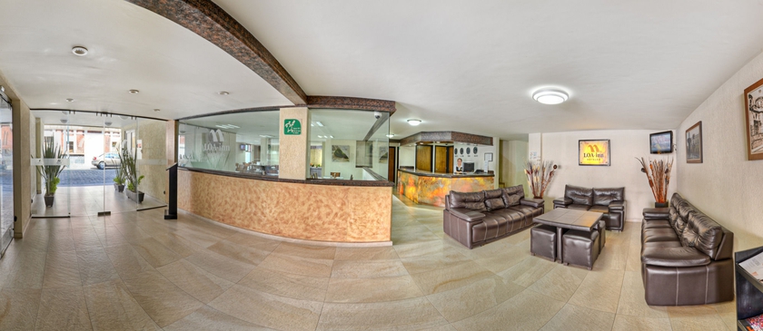Imagen de los interiores del Hotel Loa Inn Centro. Foto 7
